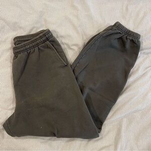 Aritzia Super Puff Super Fleece Oversized Sweatpants - washed green size M
